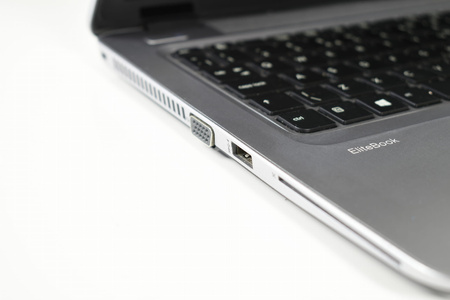 HP EliteBook 840 G3 14" i7-6600U 16 GB 512 FHD Dotykowy Klawiatura standaryzowana Windows 11 Pro Klasa A