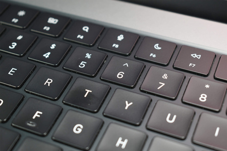Apple MacBook Pro A2485 16" M1 Max 32 GB 500 GB Retina | macOS | Standard Grade