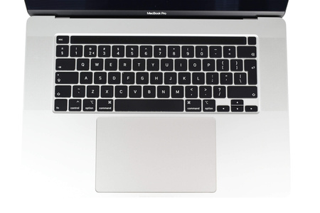 Apple MacBook Pro A2141 16" i9-9880H 32 GB 1 TB Retina Radeon RX 5500M | Mac OS | Klasa Standard