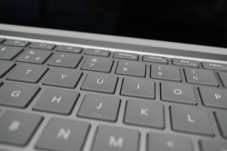 Microsoft Surface Laptop 5 1979 15" i7-1265U 16 GB 256 GB Dotykowy | Windows 11 Pro | Klasa Standard