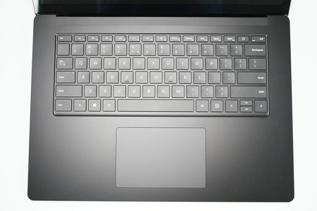 Microsoft Surface Laptop 4 1979 15" i7-1265U 16 GB 256 GB Touch | Windows 11 Pro | Class Supreme