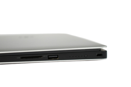 Dell Precision 5520 15.6" i7-7820HQ 16 GB 1TB FHD  Klawiatura standaryzowana Windows 11 Pro Klasa A