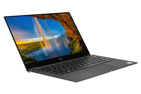 Dell XPS P82G 13.3