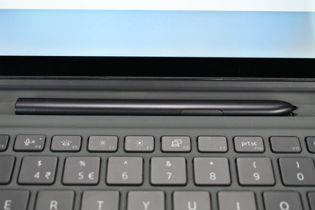 Laptop Dell Latitude 7320 2-in-1 13" i7-1180G7 16 GB 256 GB Dotykowy P | Windows 11 Pro | Klasa Standard