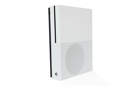 Konsola Microsoft Xbox One S 1000 GB (biały) + kabel zasilający + kabel HDMI